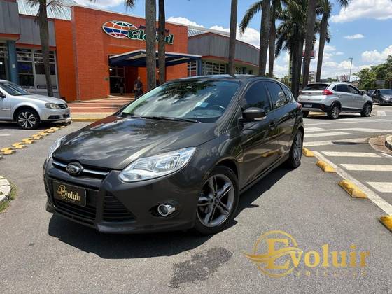 FORD FOCUS 2.0 SE 16V FLEX 4P POWERSHIFT